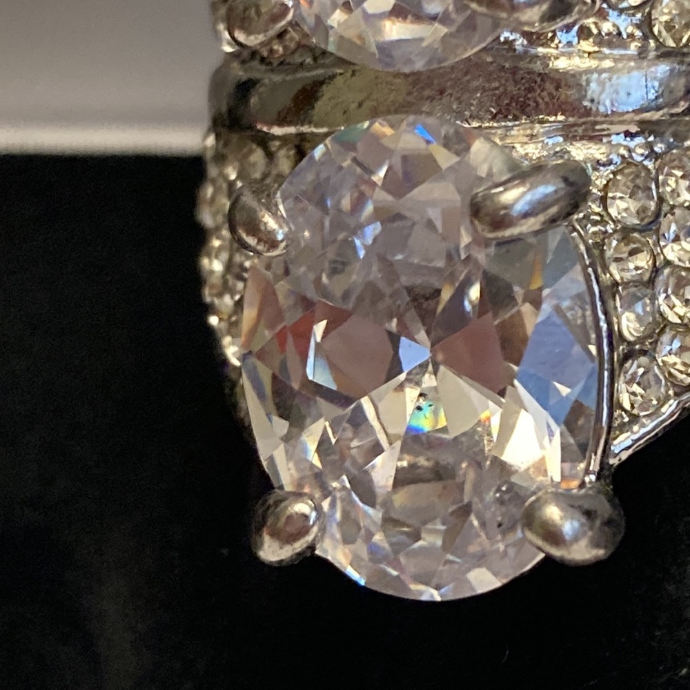 Large Bling Statement Ring Silver Tone Size 6 - image 4